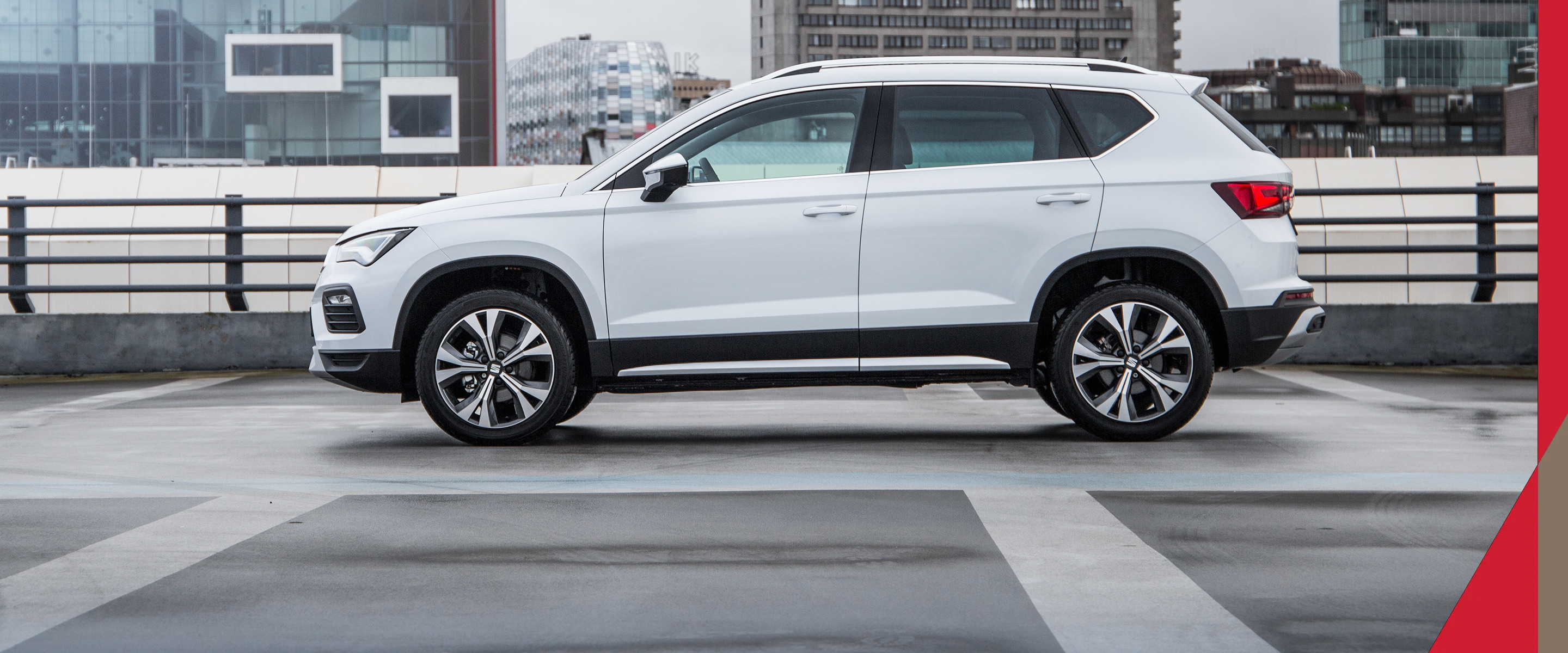 New-ateca-header