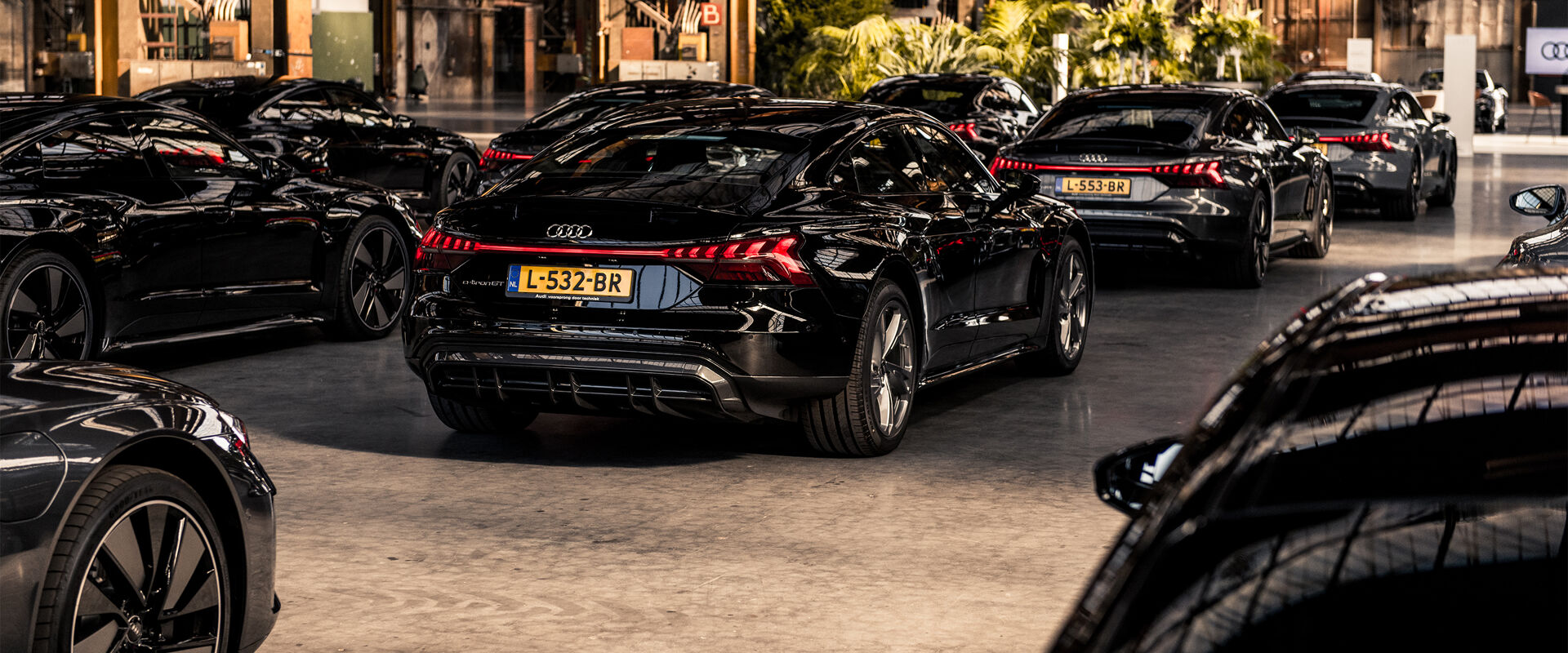 e-tron-gt-header