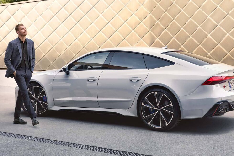 2204-audi-rs7-sportback-6.jpg